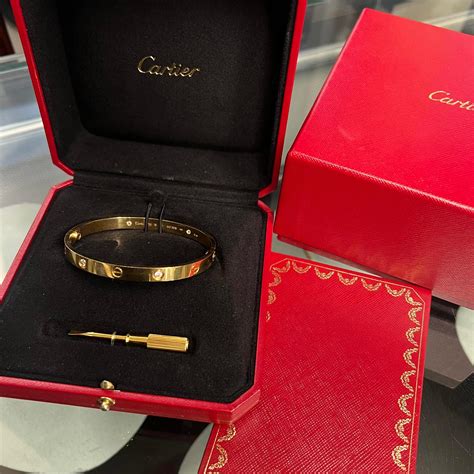 cartier au750
